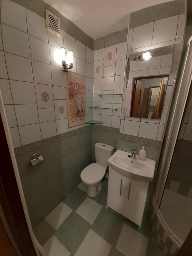 Centrum Zlote Tarasy Metro Rondo Onz Balkon Lägenhet Warszawa Exteriör bild