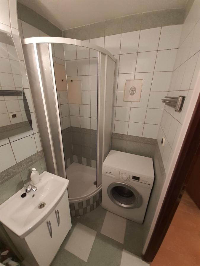 Centrum Zlote Tarasy Metro Rondo Onz Balkon Lägenhet Warszawa Exteriör bild