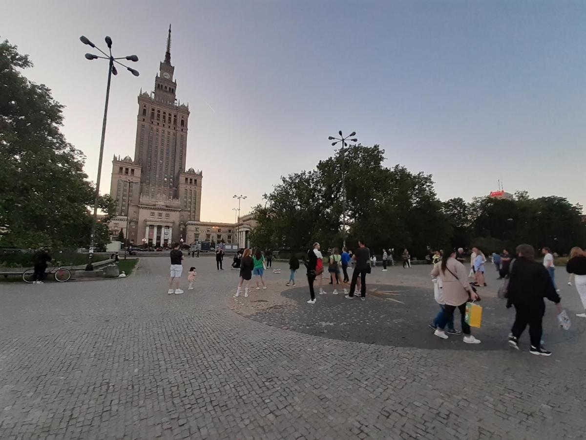 Centrum Zlote Tarasy Metro Rondo Onz Balkon Lägenhet Warszawa Exteriör bild